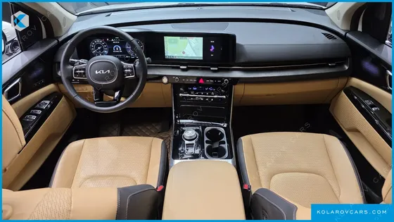 KIA CARNIVAL DIESEL 9-SEATER SIGNATURE