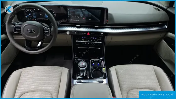KIA CARNIVAL GASOLINE 9-SEATER HI-LIMOUSINE