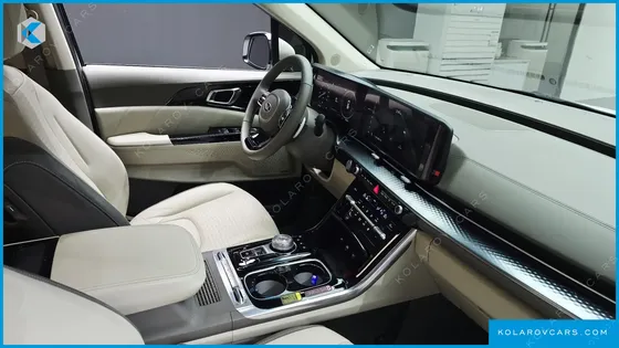 KIA CARNIVAL GASOLINE 9-SEATER HI-LIMOUSINE