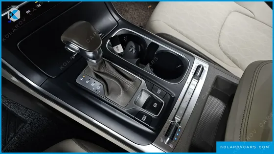 KIA CARNIVAL DIESEL 9-SEATER PRESTIGE
