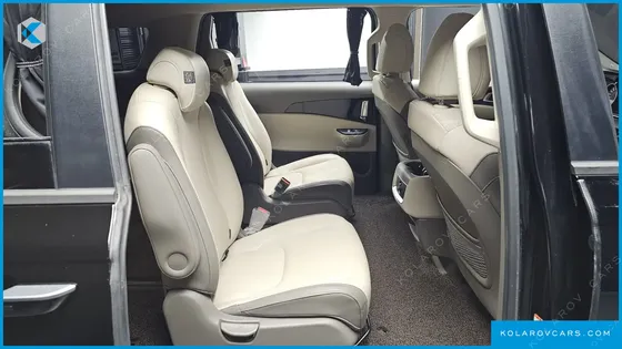 KIA CARNIVAL DIESEL 9-SEATER PRESTIGE