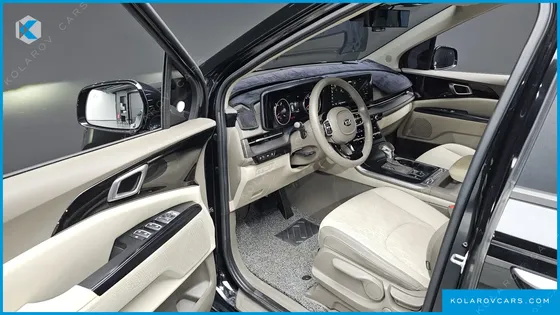 KIA CARNIVAL DIESEL 9-SEATER PRESTIGE