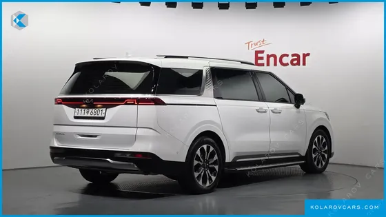 KIA CARNIVAL GASOLINE 7-SEATER SIGNATURE