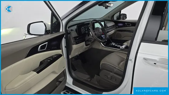 KIA CARNIVAL GASOLINE 7-SEATER SIGNATURE