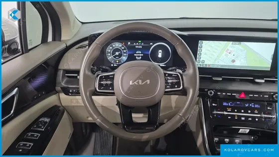 KIA CARNIVAL GASOLINE 7-SEATER SIGNATURE
