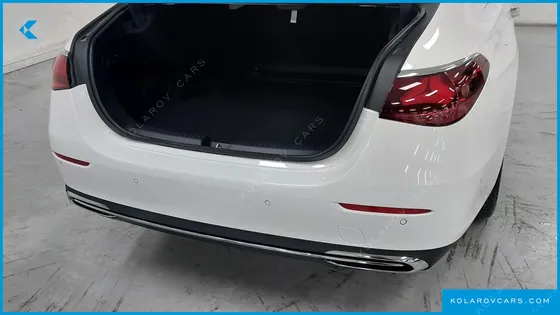 MERCEDES E-CLASS E300 4MATIC EXCLUSIVE