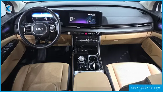 KIA CARNIVAL DIESEL 9-SEATER SIGNATURE