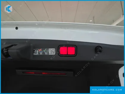 MERCEDES E-CLASS E200 AVANTGARDE