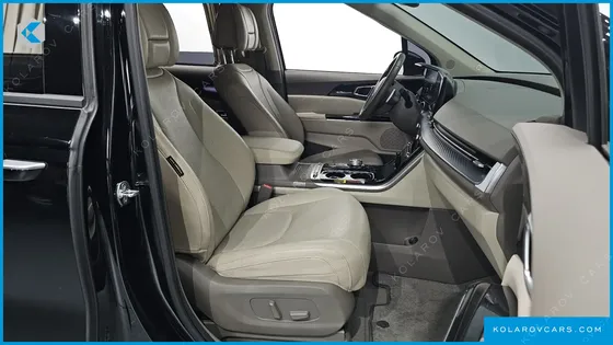 KIA CARNIVAL GASOLINE 9-SEATER HI-LIMOUSINE
