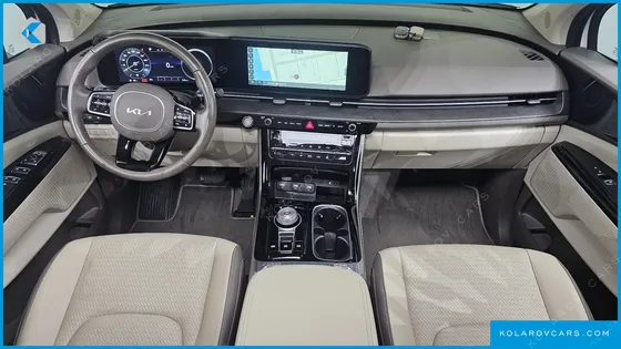 KIA CARNIVAL GASOLINE 7-SEATER NOBLESSE