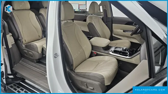 KIA CARNIVAL GASOLINE 7-SEATER NOBLESSE