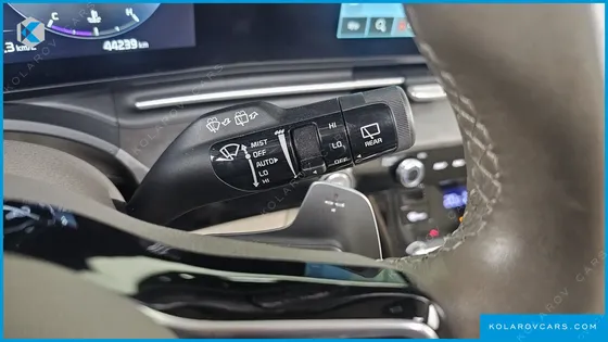 KIA CARNIVAL GASOLINE 7-SEATER NOBLESSE
