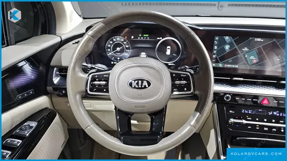 KIA CARNIVAL DIESEL 9-SEATER HI-LIMOUSINE