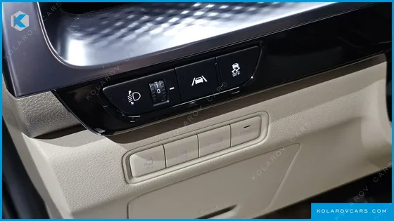 KIA CARNIVAL DIESEL 9-SEATER HI-LIMOUSINE
