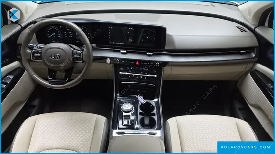 KIA CARNIVAL DIESEL 9-SEATER SIGNATURE