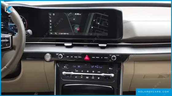 KIA CARNIVAL DIESEL 9-SEATER SIGNATURE