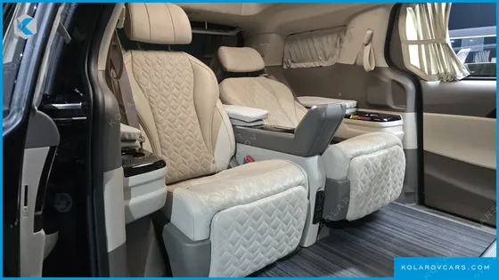 KIA CARNIVAL GASOLINE 4-SEATER HI-LIMOUSINE