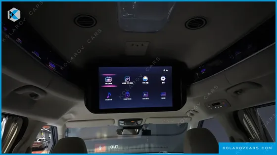 KIA CARNIVAL GASOLINE 4-SEATER HI-LIMOUSINE