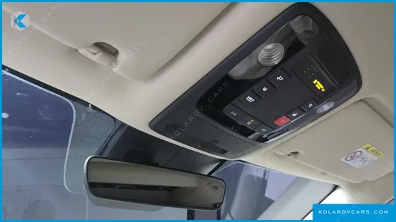 KIA CARNIVAL GASOLINE 4-SEATER HI-LIMOUSINE