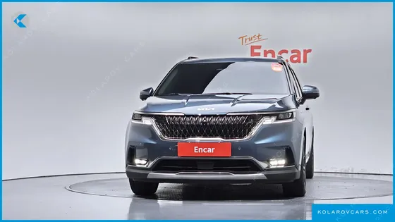 KIA CARNIVAL GASOLINE 7-SEATER OUTDOOR