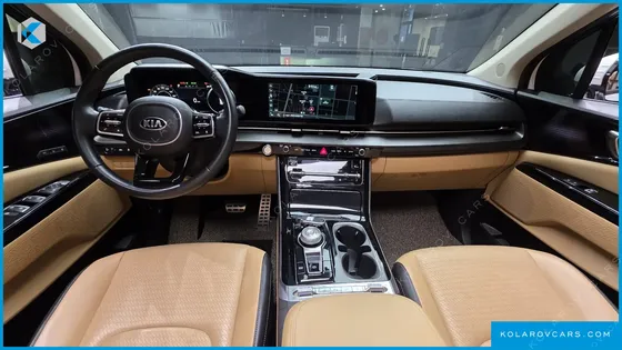 KIA CARNIVAL DIESEL 9-SEATER SIGNATURE