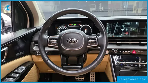 KIA CARNIVAL DIESEL 9-SEATER SIGNATURE