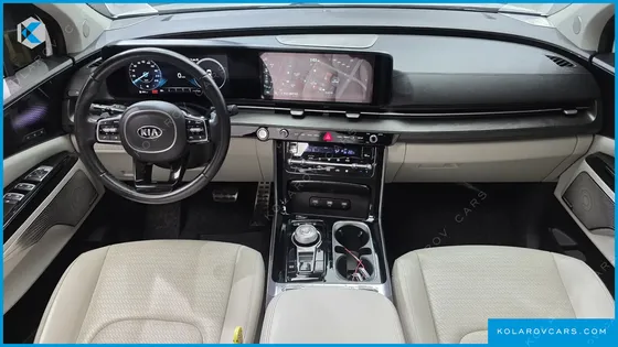KIA CARNIVAL DIESEL 7-SEATER SIGNATURE