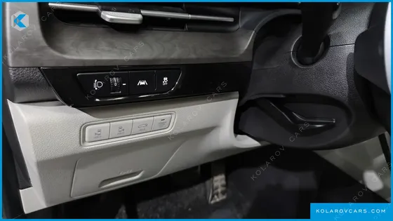 KIA CARNIVAL DIESEL 7-SEATER SIGNATURE