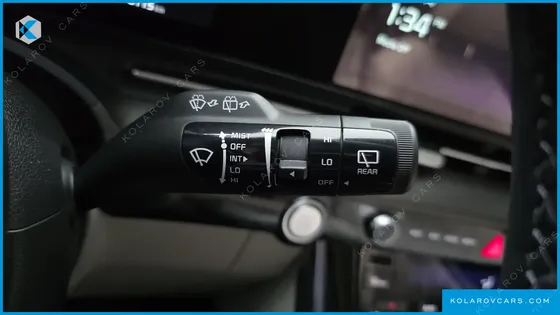 KIA CARNIVAL DIESEL 7-SEATER SIGNATURE