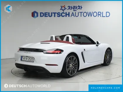 PORSCHE 718 2.0