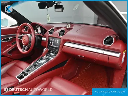 PORSCHE 718 2.0