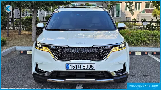 KIA CARNIVAL GASOLINE 9-SEATER SIGNATURE