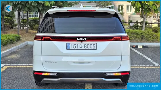 KIA CARNIVAL GASOLINE 9-SEATER SIGNATURE