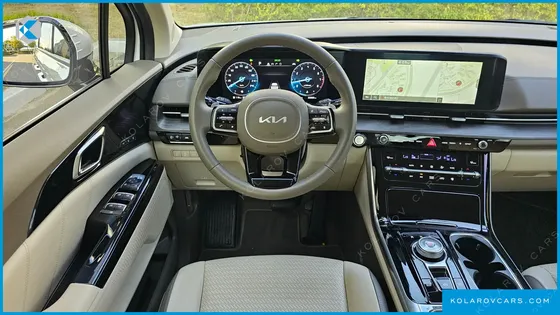 KIA CARNIVAL GASOLINE 9-SEATER SIGNATURE