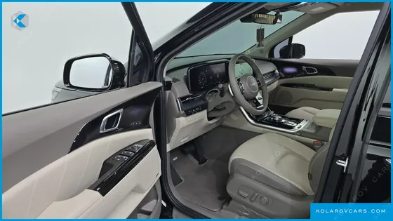KIA CARNIVAL DIESEL 7-SEATER HI-LIMOUSINE