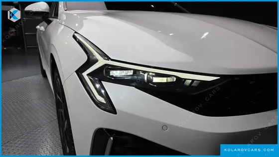 KIA K5 SIGNATURE