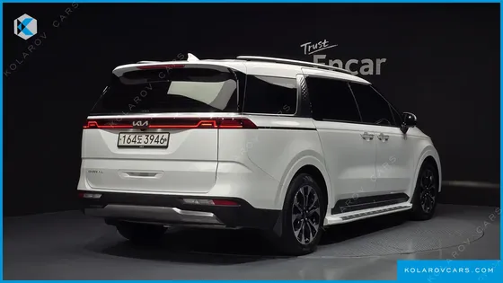 KIA CARNIVAL DIESEL 7-SEATER SIGNATURE