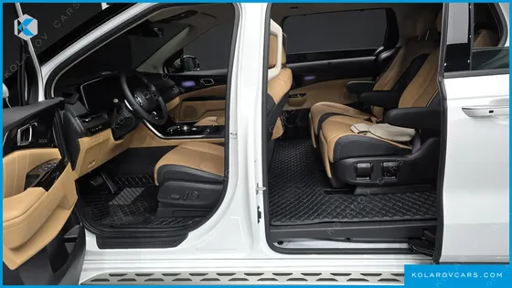 KIA CARNIVAL DIESEL 7-SEATER SIGNATURE