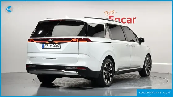 KIA CARNIVAL GASOLINE 7-SEATER SIGNATURE