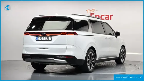 KIA CARNIVAL GASOLINE 7-SEATER SIGNATURE