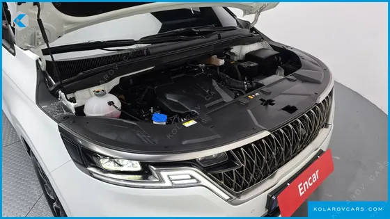 KIA CARNIVAL GASOLINE 7-SEATER SIGNATURE