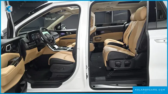 KIA CARNIVAL GASOLINE 7-SEATER SIGNATURE