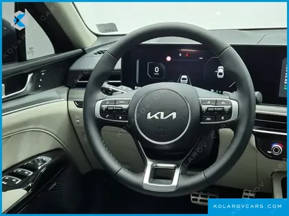 KIA K5 SIGNATURE
