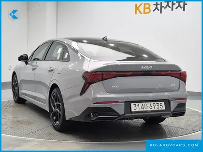 KIA K5 SIGNATURE