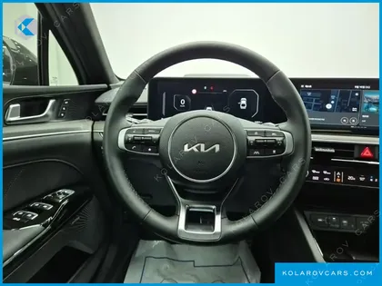 KIA K5 SIGNATURE
