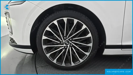 HYUNDAI GRANDEUR CALLIGRAPHY