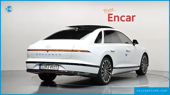 HYUNDAI GRANDEUR CALLIGRAPHY