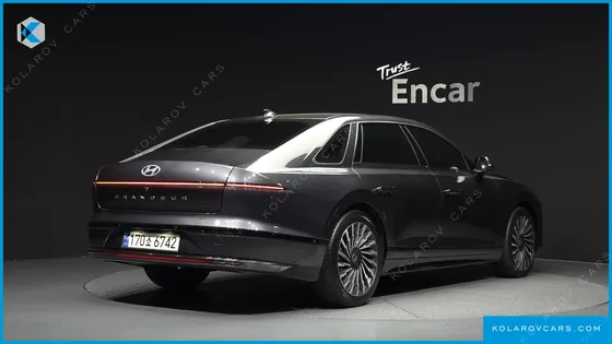 HYUNDAI GRANDEUR CALLIGRAPHY