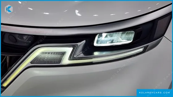 KIA CARNIVAL DIESEL 9-SEATER NOBLESSE