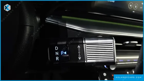 HYUNDAI GRANDEUR PREMIUM